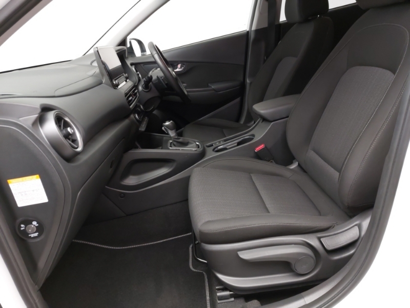 Hyundai Kona 1.6 Gdi Hybrid Premium Dct White #4