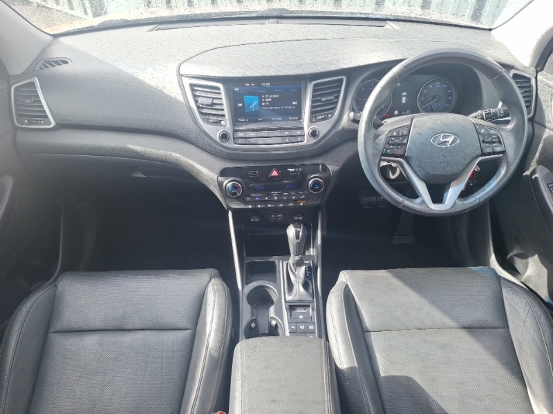 Hyundai Tucson 1.7 Crdi Blue Drive Premium 2Wd Dct SX17CWA Gold #3