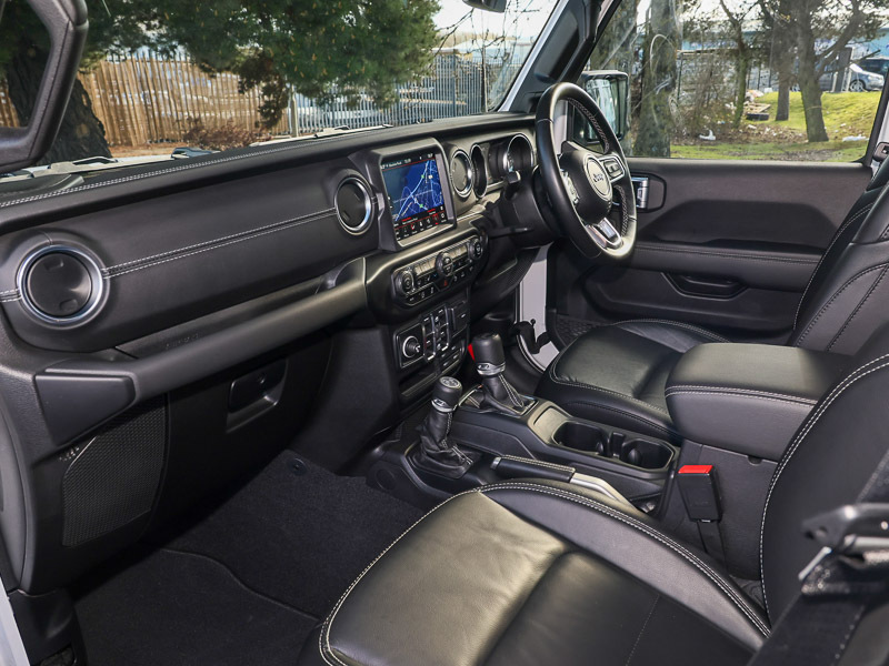 Jeep Wrangler 2.0 Gme Overland White #5