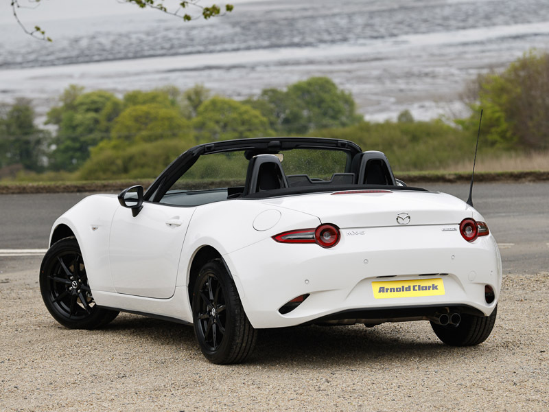 Mazda MX-5 1.5 132 Prime-line SN26EHT White #2