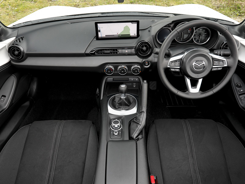 Mazda MX-5 1.5 132 Prime-line SN26EHT White #3
