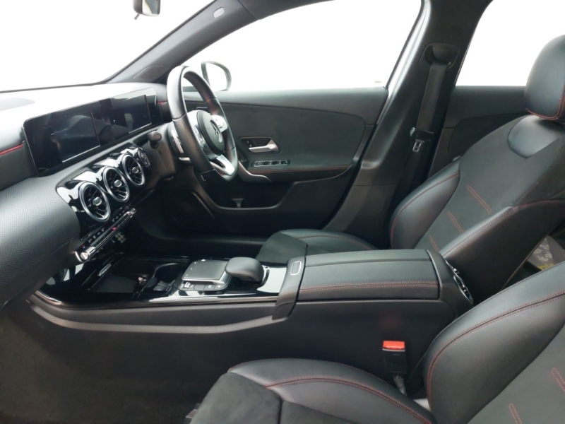 Mercedes-Benz A Class A180 Amg Line GU70ZZN White #5