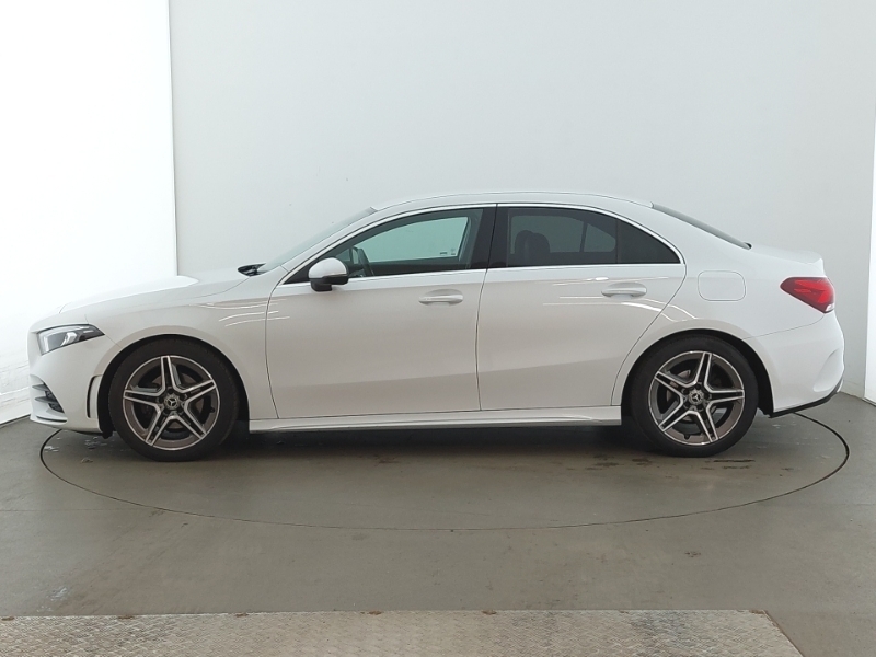 Mercedes-Benz A Class A180 Amg Line GU70ZZN White #4