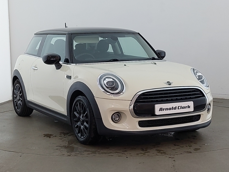 Mini Hatch 1.5 Cooper Classic II YG69KGP White