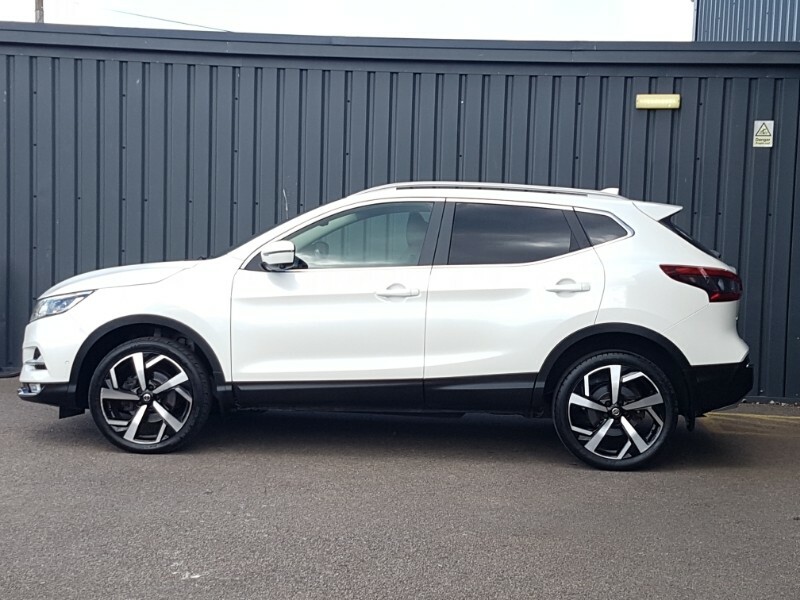 Nissan Qashqai 1.7 Dci Tekna White #4