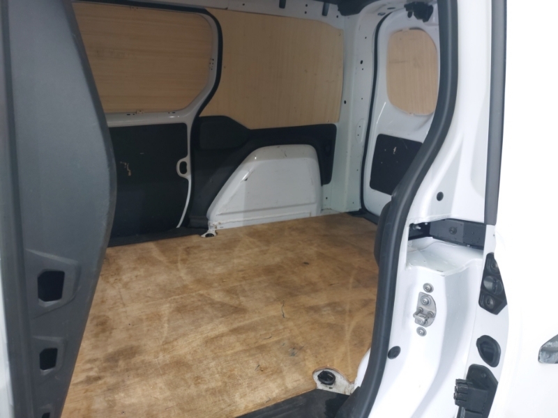 Nissan TOWNSTAR 1.3 Acenta Van WF73OWH White #6