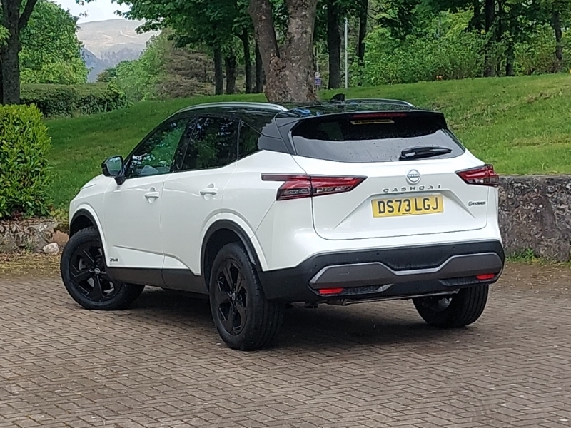 Nissan Qashqai 1.5 E-power Kuro Edition Tech Assist DS73LGJ White #2
