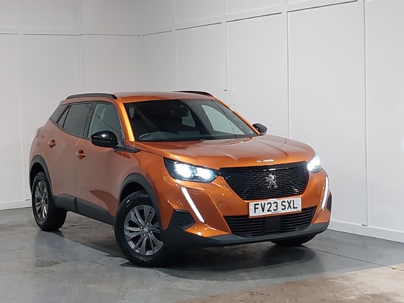Peugeot 2008 1.2 Puretech Active Premium Orange