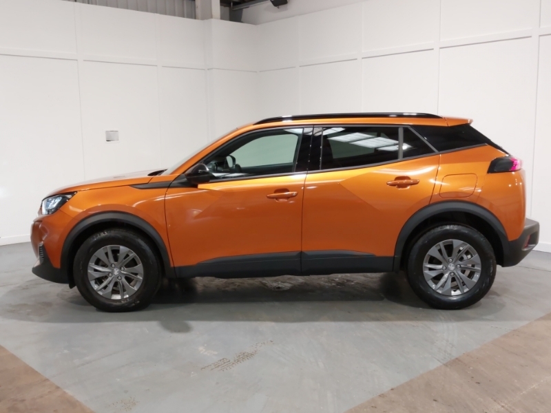 Peugeot 2008 1.2 Puretech Active Premium FV23SXL Orange #4