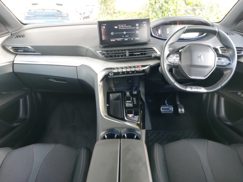 Peugeot 3008 1.5 Bluehdi Gt Eat8 NJ73SMU Red #3