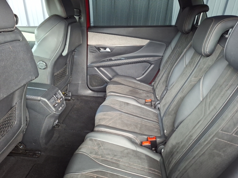 Peugeot 5008 1.5 Bluehdi Gt Eat8 KR21DVO Red #6