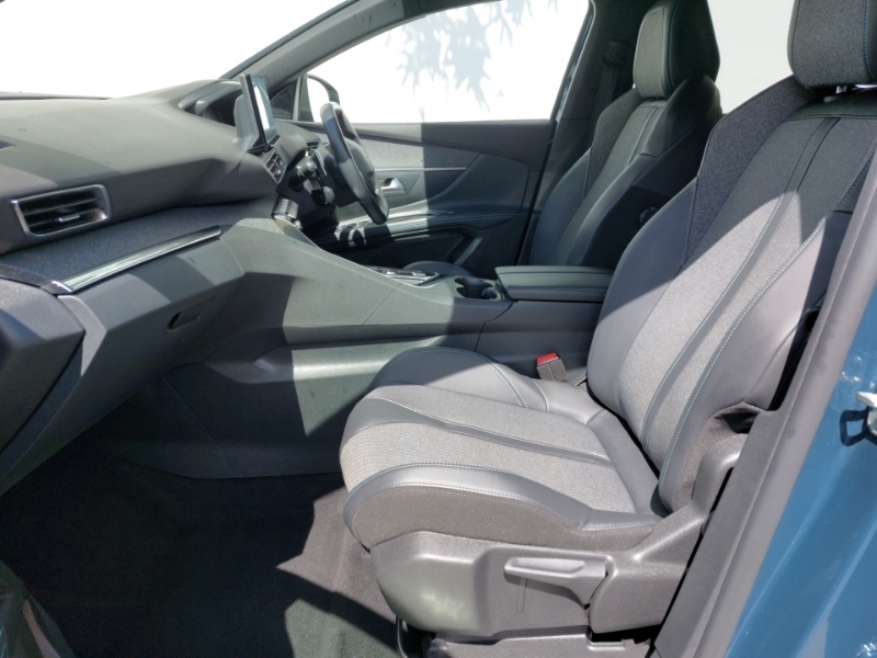 Peugeot 5008 1.5 Bluehdi Allure Premium Eat8 VK73WYX Blue #5