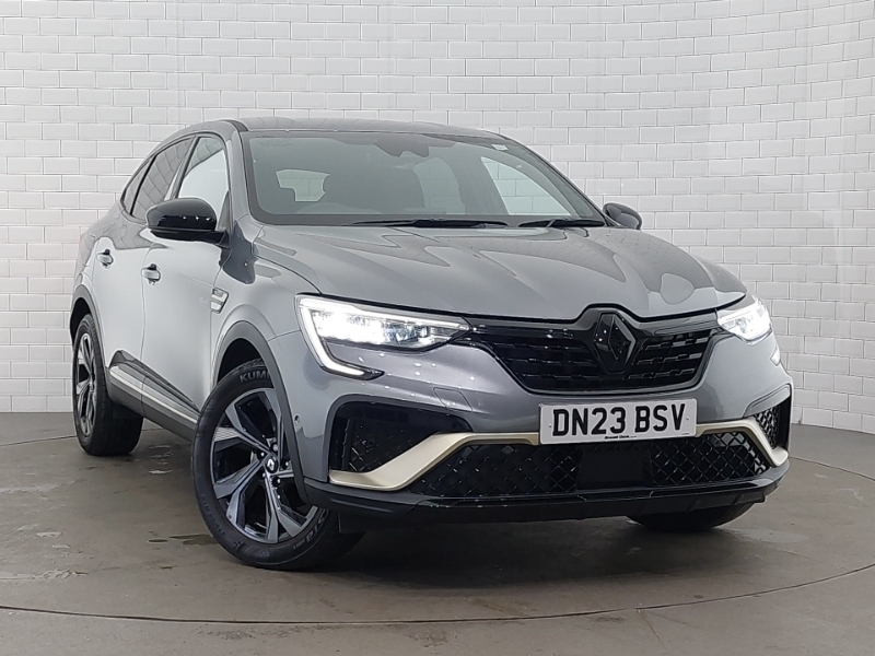 Renault Arkana 1.6 E-tech Full Hybrid 145 Engineered Grey