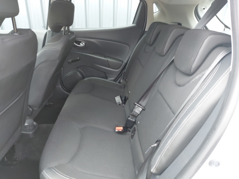Renault Clio 1.2 16V Dynamique Nav SB66ZDL White #6