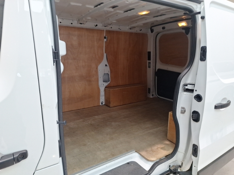 Renault Trafic Sl30 Blue Dci 130 Advance Van SH24RDX White #6