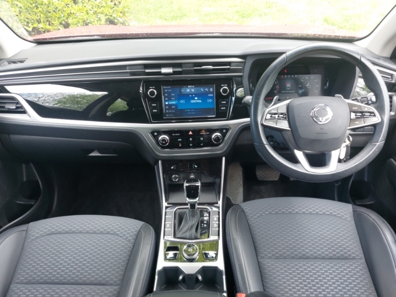 SsangYong Korando 1.5 Ventura SJ73DMF Red #3