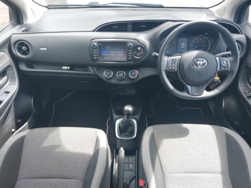 Toyota Yaris 1.5 Vvt-i Y20 Bi-tone PJ20MHE Black #3