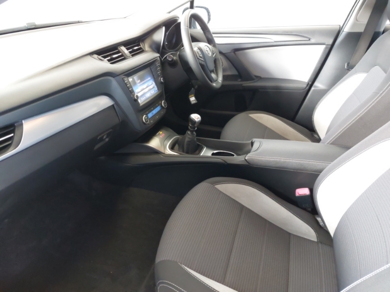 Toyota Avensis 1.8 Business Edition Grey #5