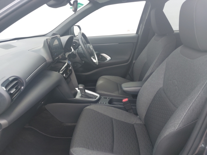 Toyota Yaris Cross 1.5 Hybrid Design Cvt NA23TSV Grey #5