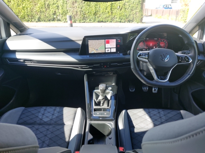 Volkswagen Golf 1.5 Tsi 150 R-line BP73YHF White #3
