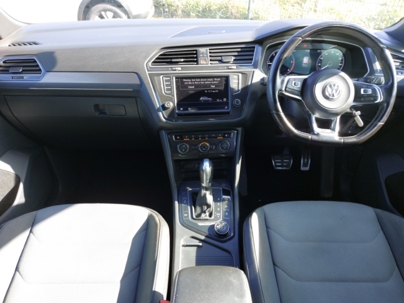 Volkswagen Tiguan 2.0 Tdi 150 4Motion R-line Dsg SJ67YUE White #3