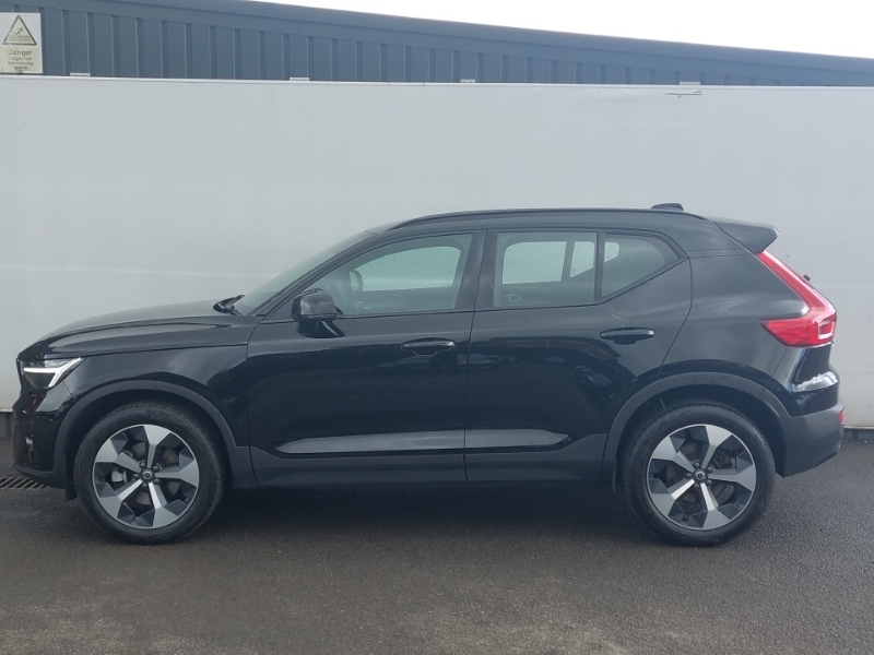 Volvo XC40 2.0 B3p Plus Dark SM74CHN Black #4