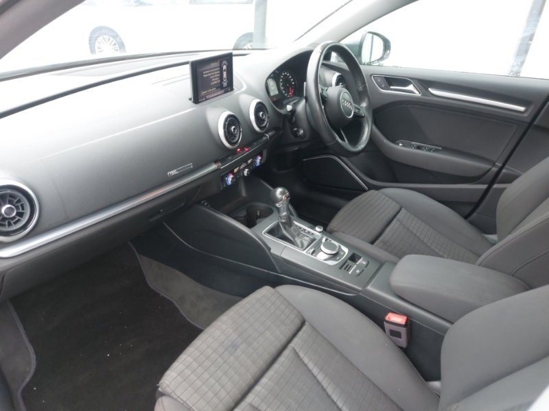 Audi A3 1.5 Tfsi Sport S Tronic SE18VUN Grey #5