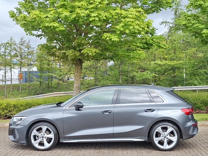Audi A3 30 Tfsi S Line S Tronic DE23UHA Grey #4
