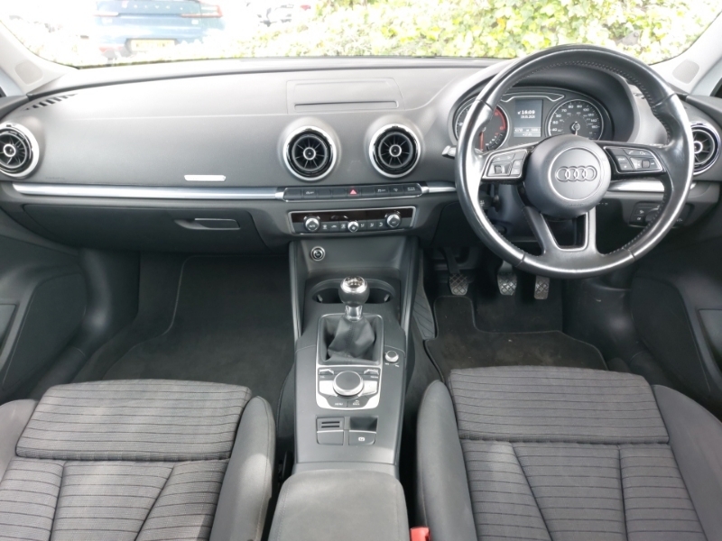 Audi A3 1.6 Tdi Sport Silver #3