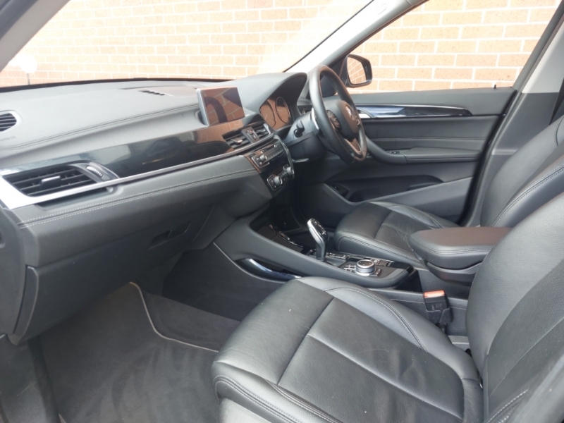 BMW X1 Xdrive 20I Xline Step SD21USB Black #5
