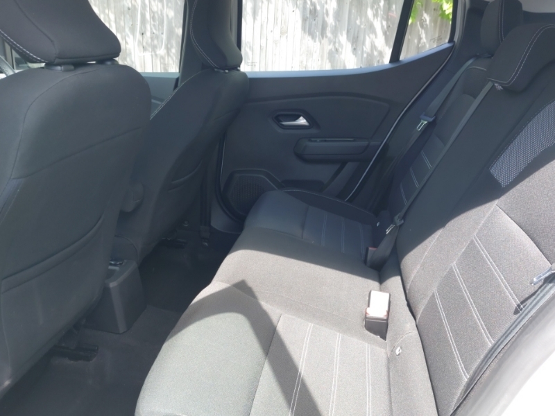 Dacia Sandero 1.0 Tce Comfort MA72TUJ White #6