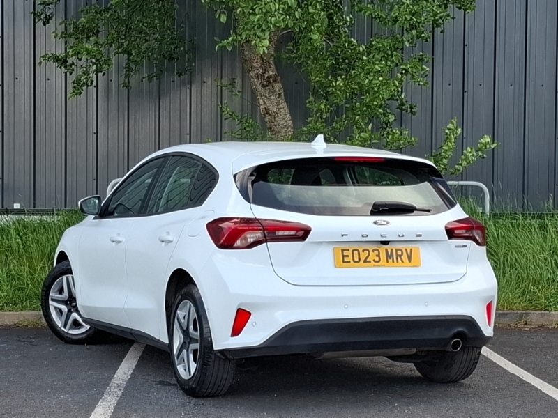 Ford Focus 1.0 Ecoboost Hybrid Mhev Trend EO23MRV White #2