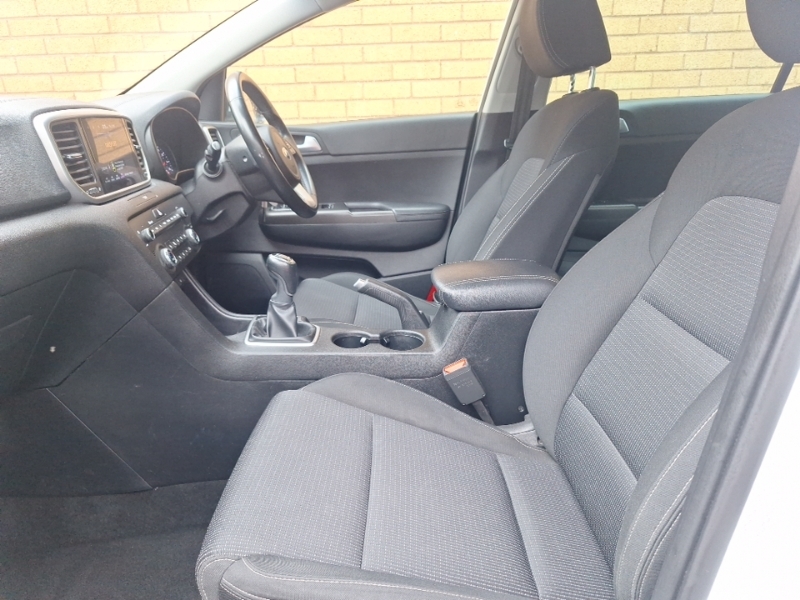 Kia Sportage 1.6 Gdi Isg 2 LC21JWE White #5