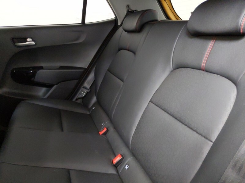 Kia Picanto 1.0 Gt-line 4 Seats YH23KHR Yellow #6