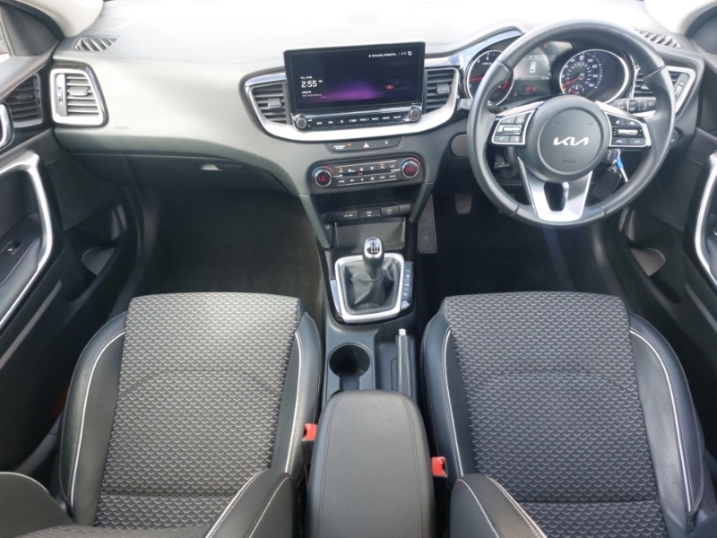 Kia Ceed 1.5T Gdi Isg 3 DF72UZR Red #3