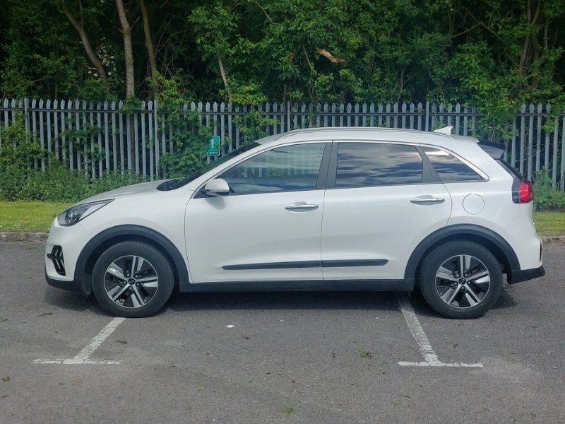 Kia Niro 1.6 Gdi Hybrid 2 Dct GK71EXR White #4