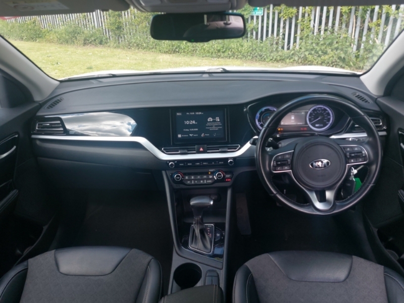 Kia Niro 1.6 Gdi Hybrid 2 Dct GK71EXR White #3