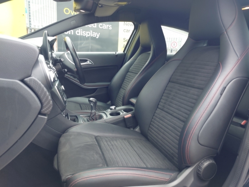 Mercedes-Benz A Class A180 Amg Line Premium SG18FTN Black #5