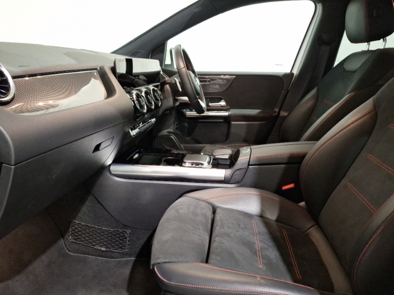 Mercedes-Benz B Class B220 4Matic Amg Line Executive White #5