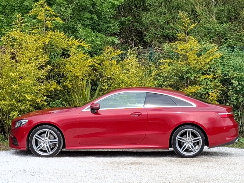 Mercedes-Benz E Class E220d Amg Line 9G-tronic Red #4
