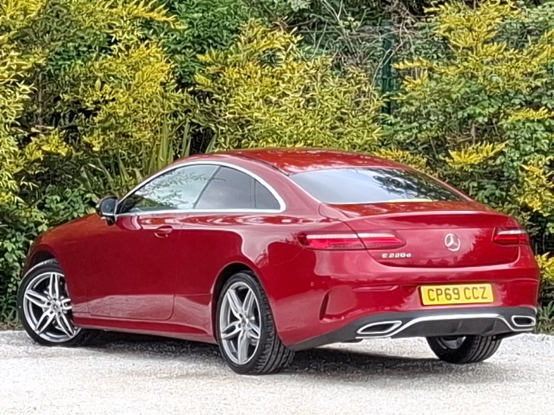 Mercedes-Benz E Class E220d Amg Line 9G-tronic Red #2