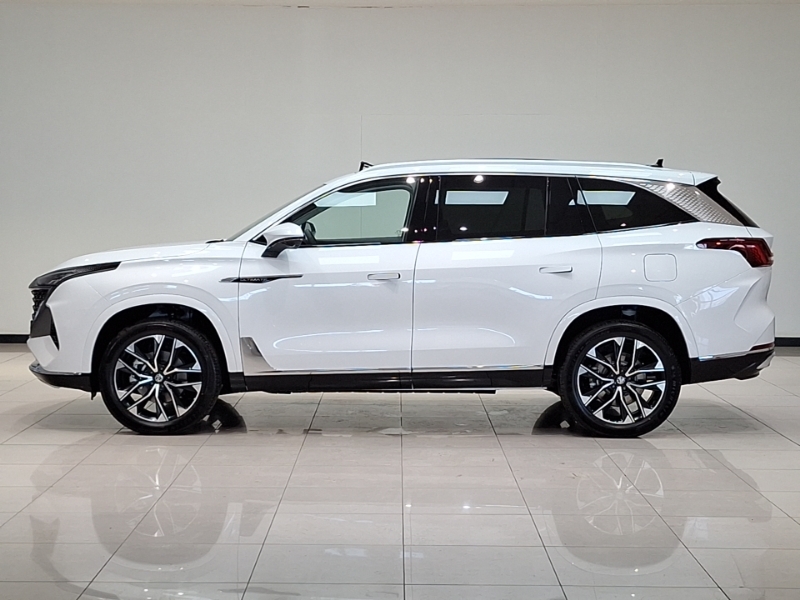 MG HS 1.5 T-gdi Phev Premium  White #4