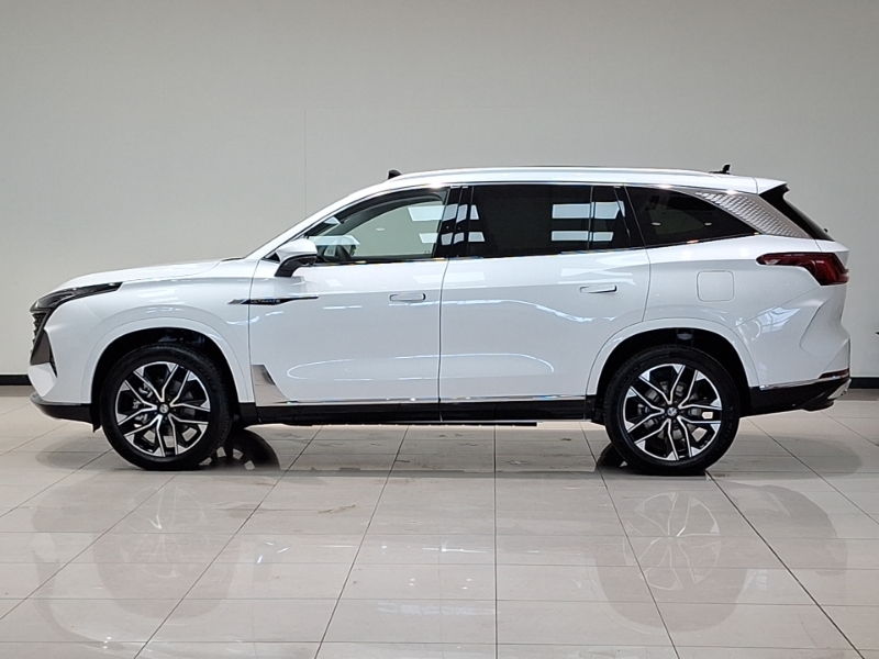 MG HS 1.5 T-gdi Phev Premium  White #4