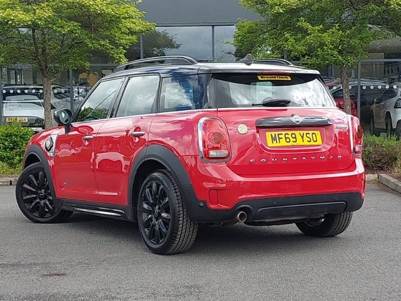 Mini Countryman 1.5 Cooper S E Classic All4 Phev MF69YSO Red #2