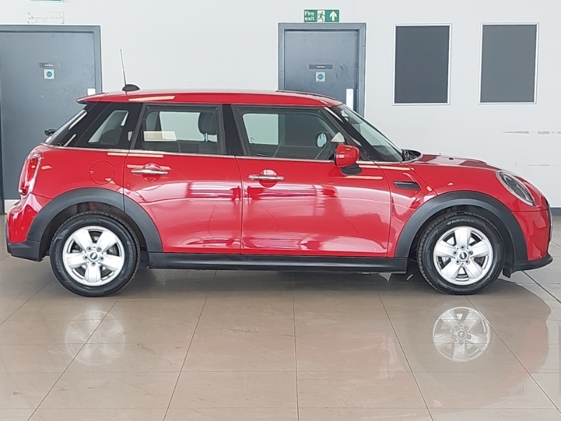 Mini Hatch 1.5 Cooper Classic Premium SL72VCN Red #3