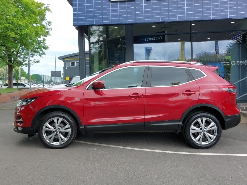 Nissan Qashqai 1.5 Dci N-connecta NX18ZGP Red #4