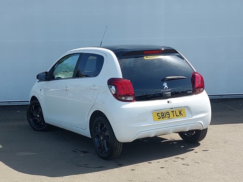Peugeot 108 1.0 72 Allure SB19TLK White #2