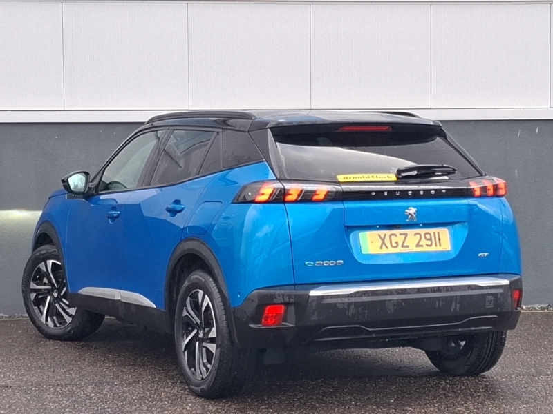 Peugeot e-2008 100Kw Gt 50Kwh Blue #2
