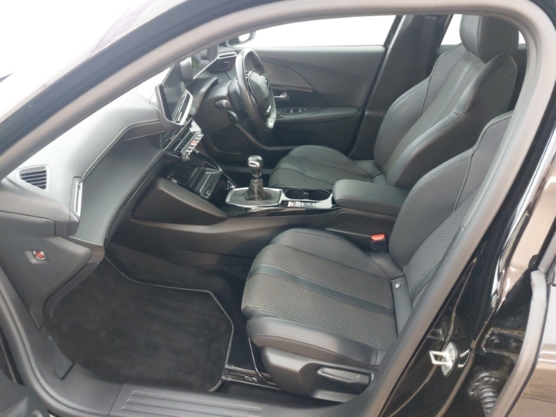 Peugeot 2008 1.2 Puretech 130 Gt AF22BZD Black #5