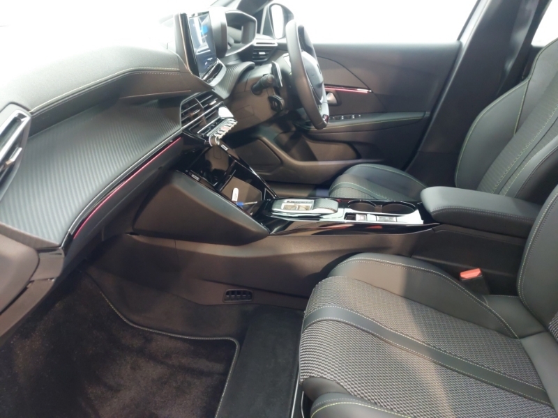 Peugeot 208 1.2 Hybrid 110 Gt E-dsc6 SH25HKN White #5